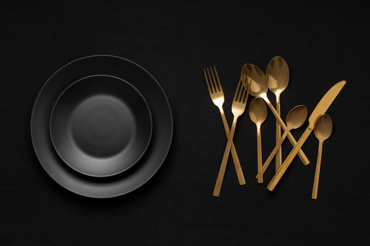 plates and utensils